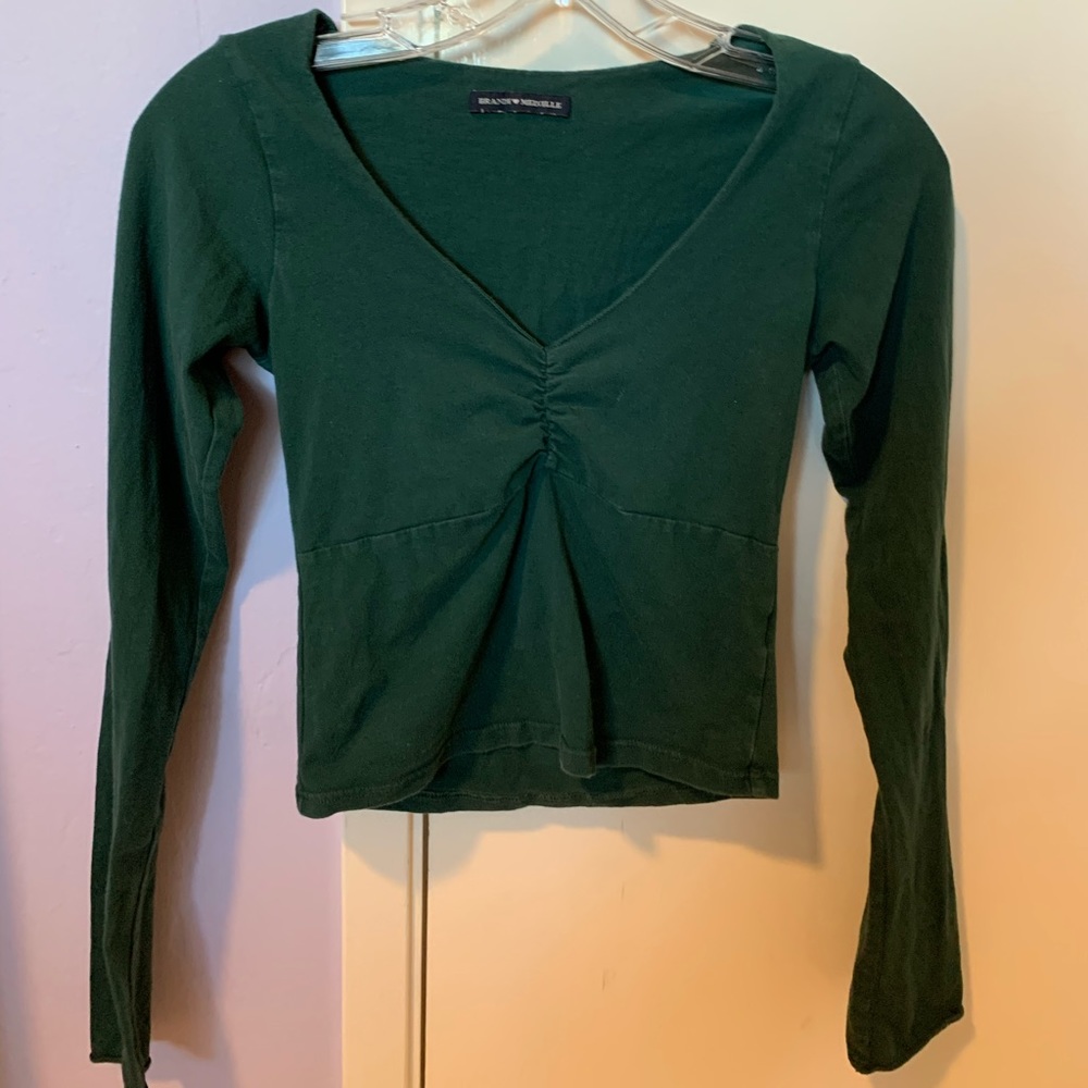 BRANDY MELVILLE Green Cropped V Neck Long Sleeve